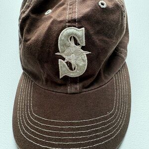 Seattle Mariner’s Brown baseball cap